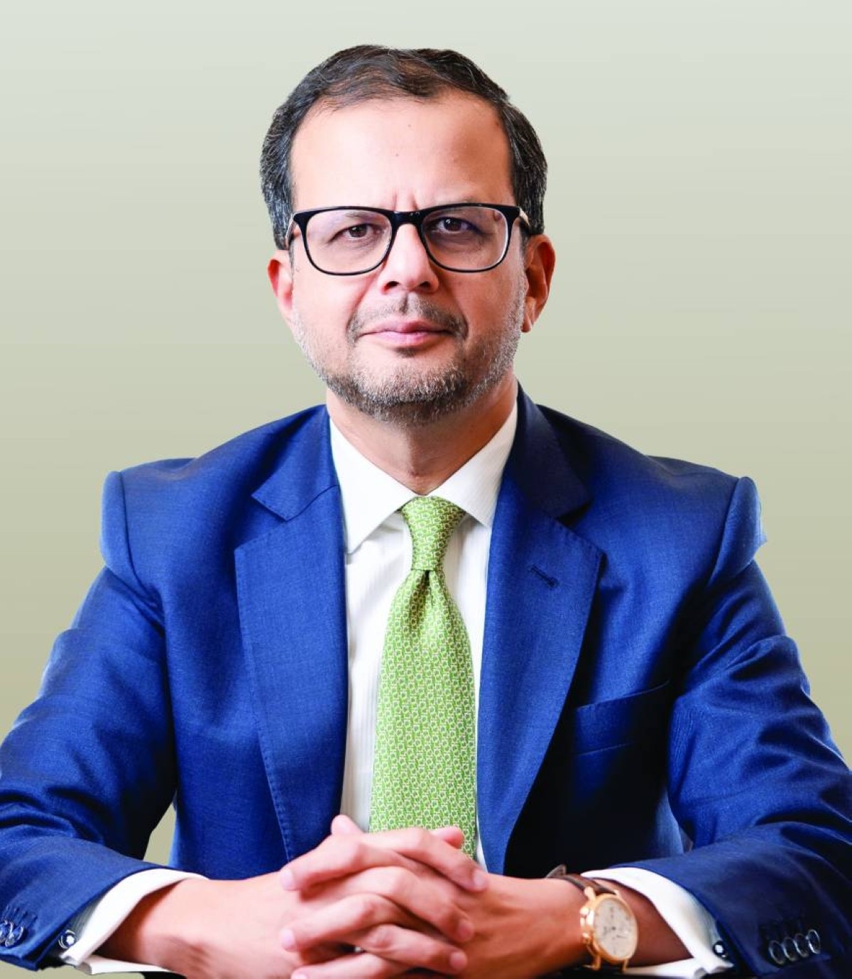 البنك العربي المتحد يعتزم جمع 1.03 مليار درهم