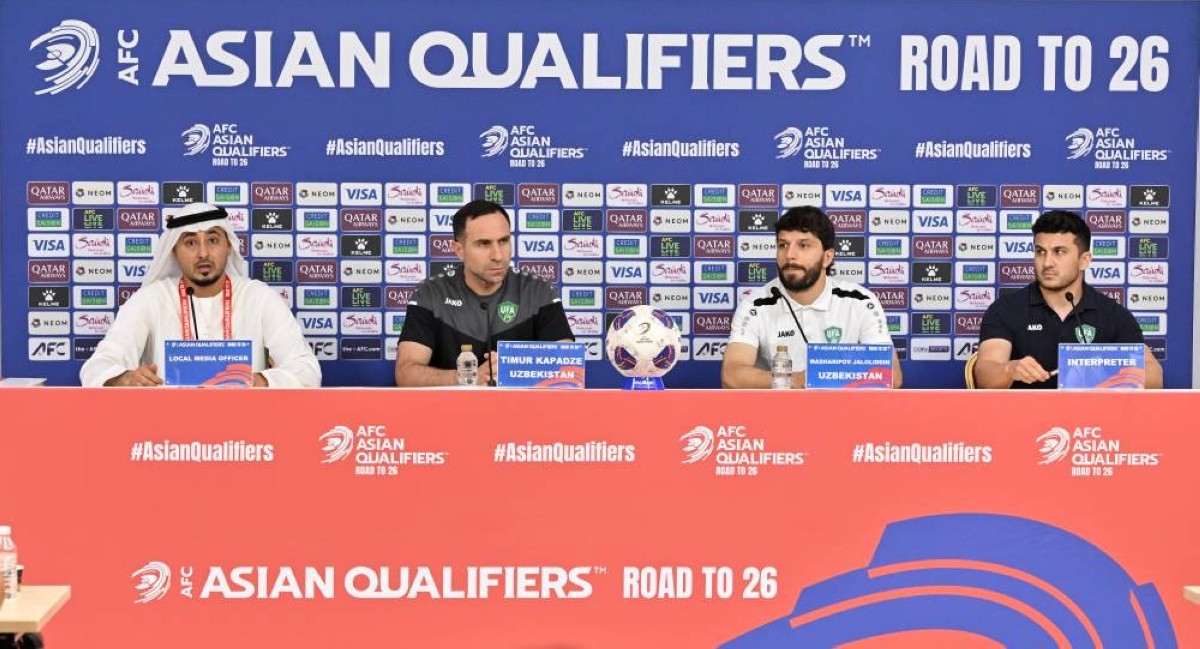 كابادزه مدرب منتخب أوزبكستان: وضعنا جيد في المجموعة لحسم التأهل