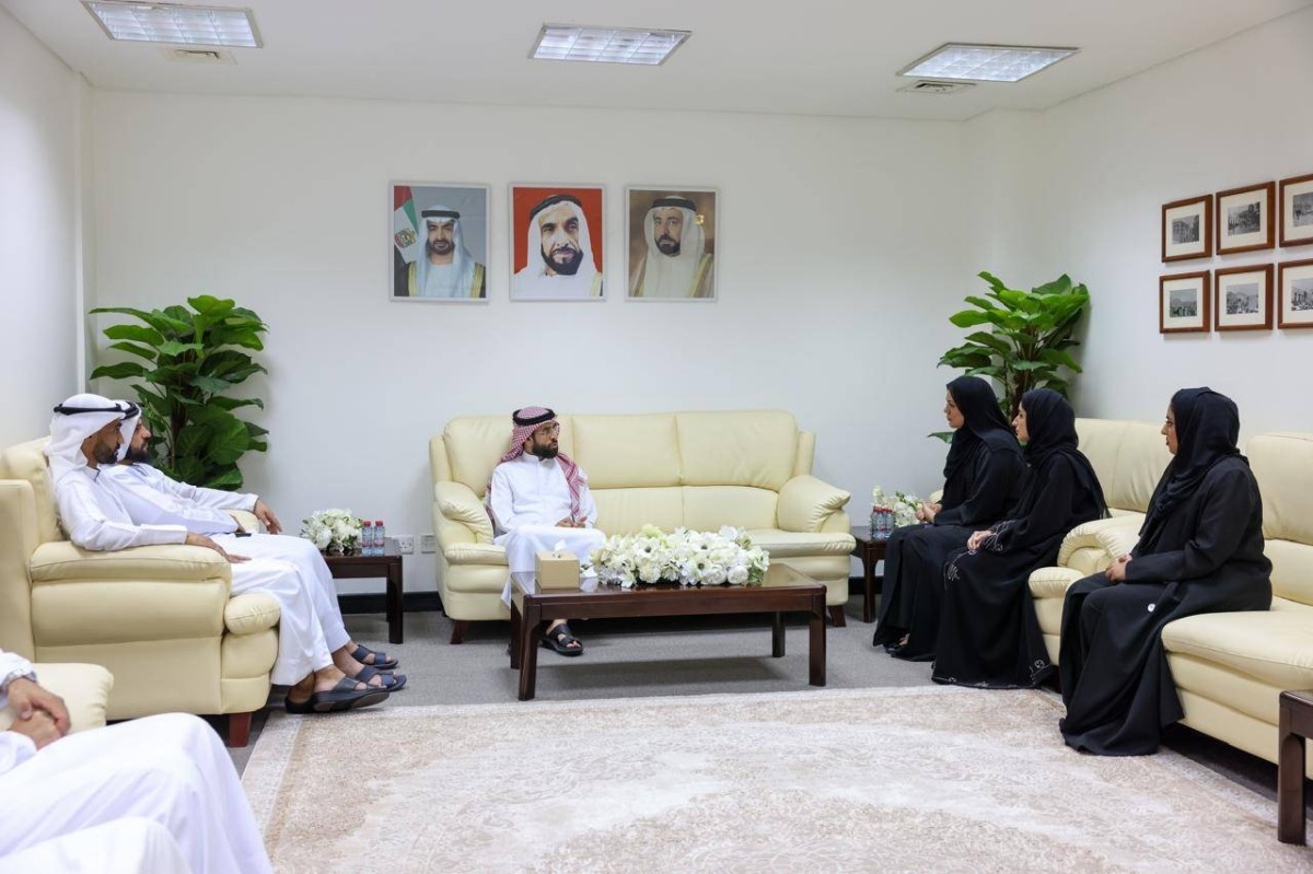 مجمع القرآن الكريم يبحث تعزيز التعاون مع هيئة الشارقة للمتاحف