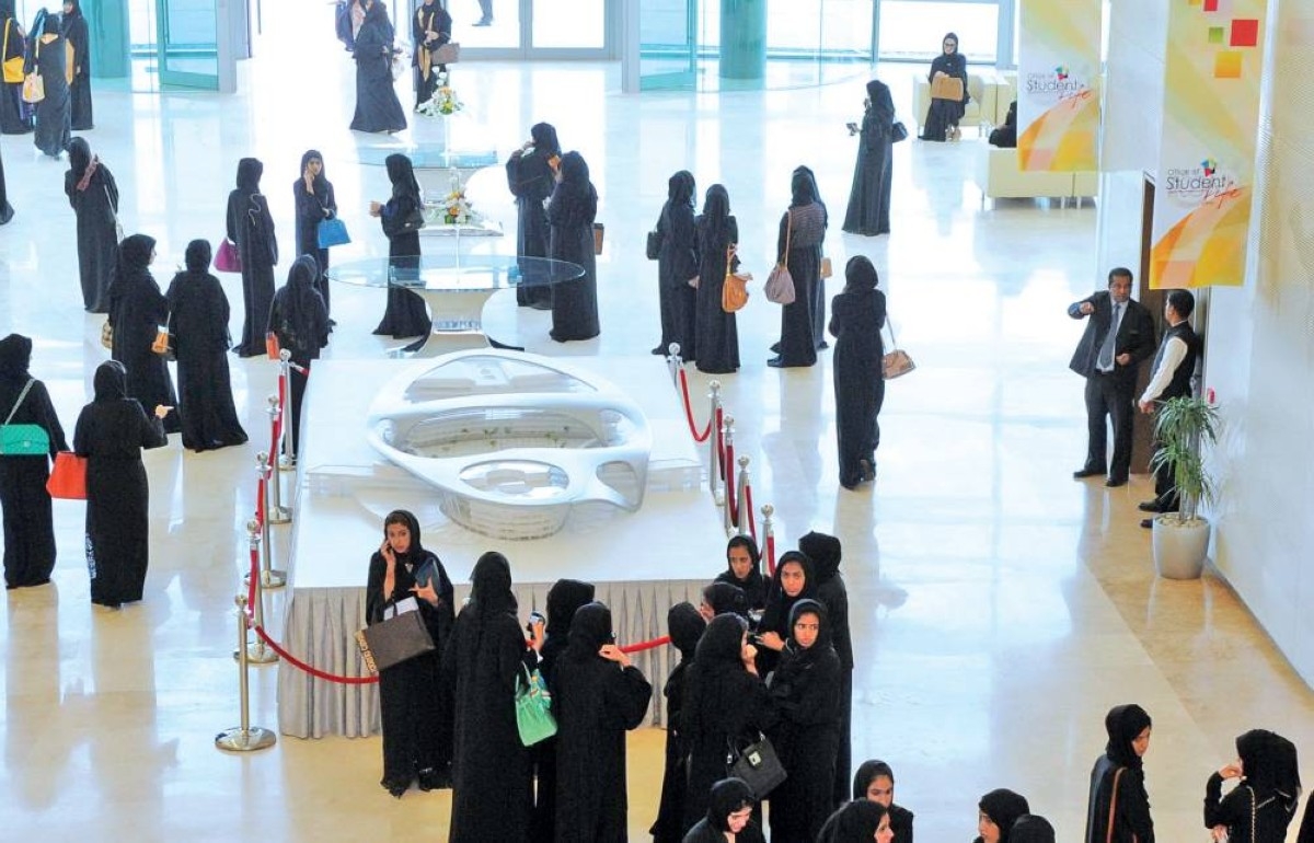 عبد الرحمن العور لـ«  البيان  »: يمكن للطالب خارج الدولة نقل ساعاته الدراسية لجامعات بديلة ذات تصنيف أعلى