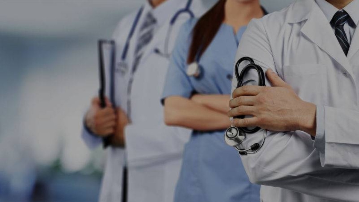 "خطر خفي" بعد الأربعين.. عادات تمارسها يومياً تضرّ بصحتك