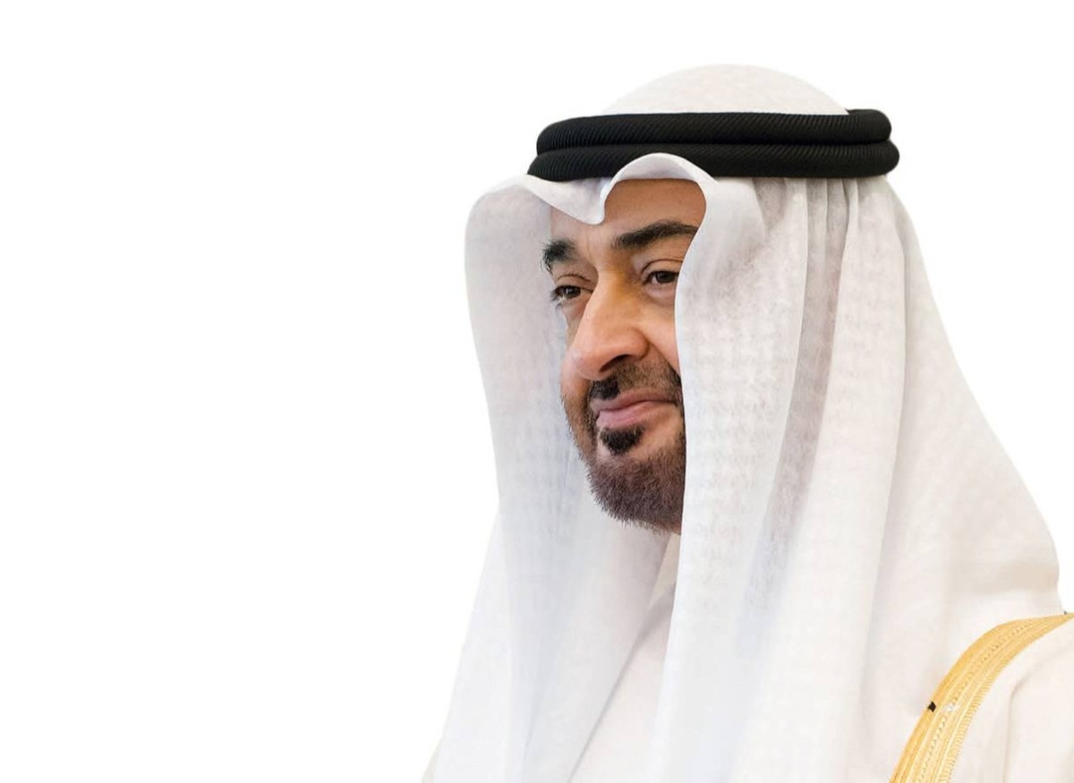 محمد بن زايد: الإمارات تتضامن مع إيران وشعبها خلال هذه الظروف