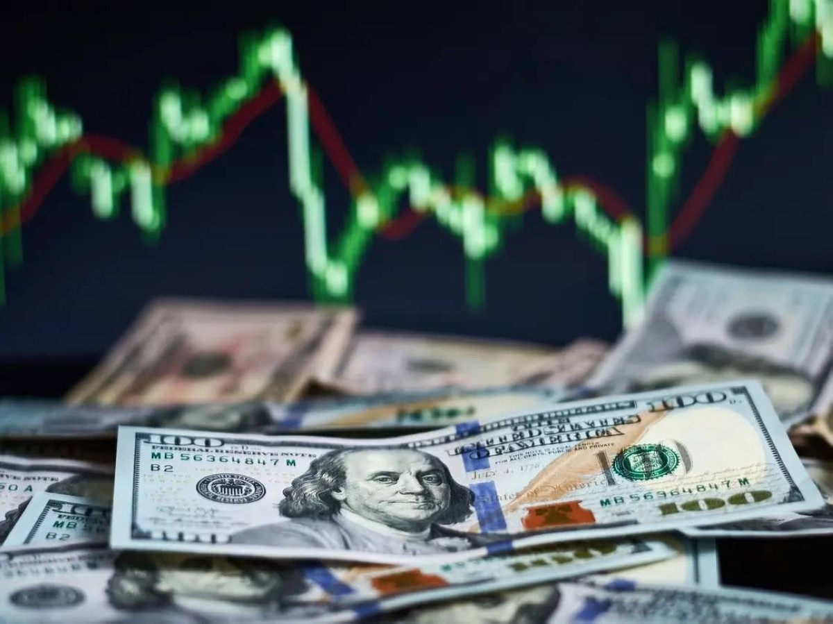 الدولار يتأرجح وسط صراع إسرائيل وإيران وقبل قرار المركزي الأمريكي