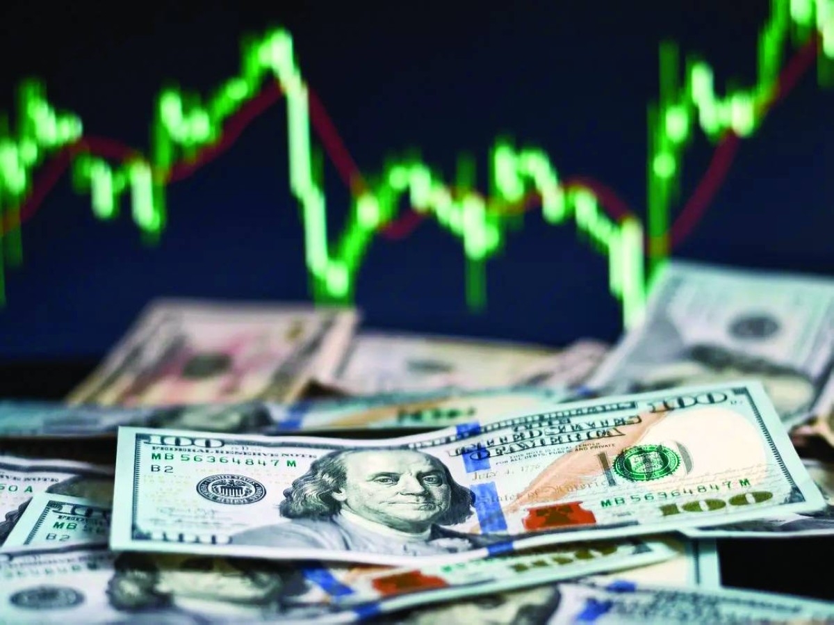 هل يهدد ترامب عرش الدولار كعملة عالمية؟