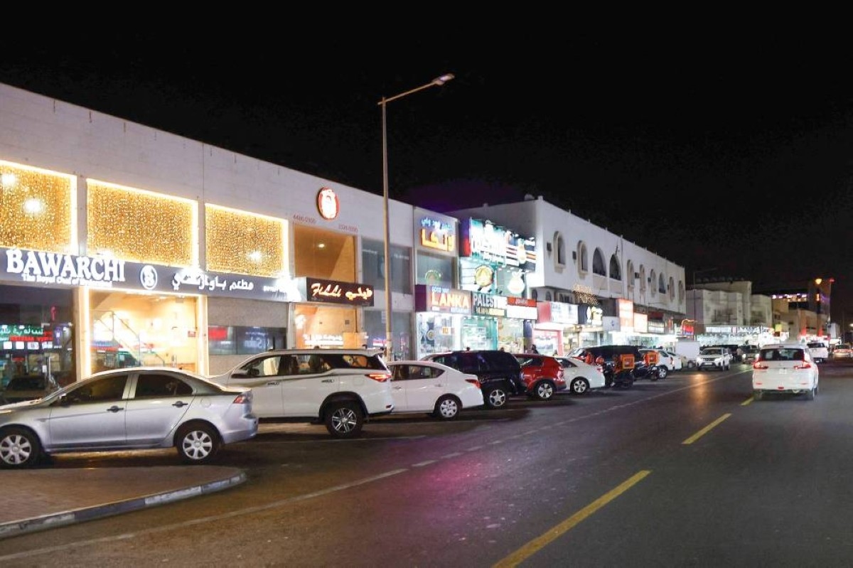 إيران تطلق صواريخ على قاعدة «العديد» في قطر
