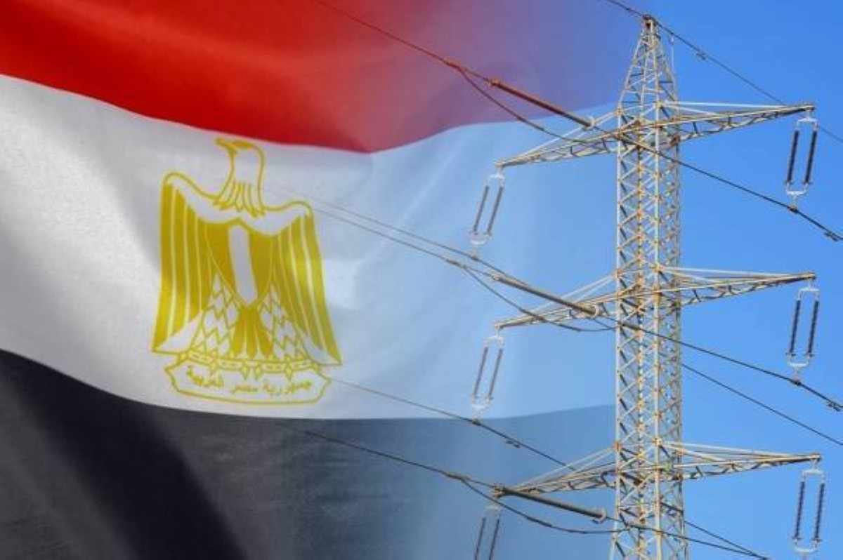 مصر تلغي قرار تخفيض أسعار الكهرباء للأنشطة الصناعية