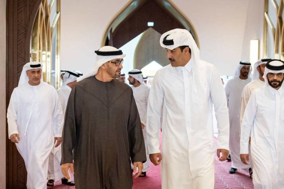رئيس الدولة وأمير قطر يبحثان في الدوحة العلاقات الأخوية والمستجدات في المنطقة