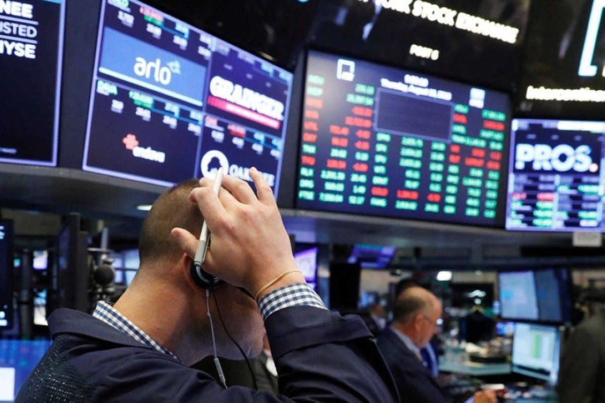 ستاندرد آند بورز وناسداك يلامسان مستويات غير مسبوقة بعد بيانات التضخم