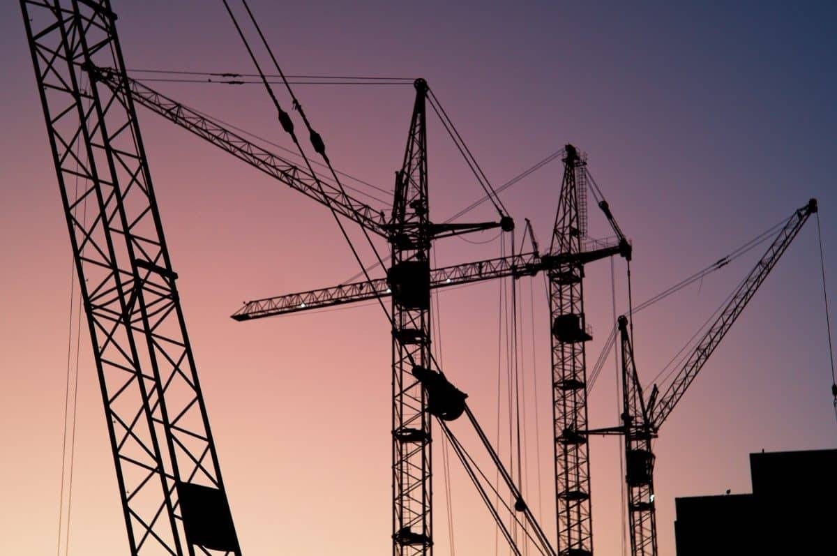 113.7 مليار درهم «مشروعات المقاولات» في الإمارات منذ بداية العام