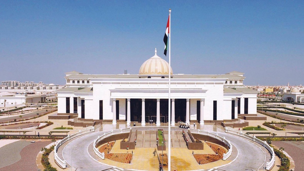«العدل» تطلق مشروعي قضاء المستقبل والمكتبة القانونية الرقمية