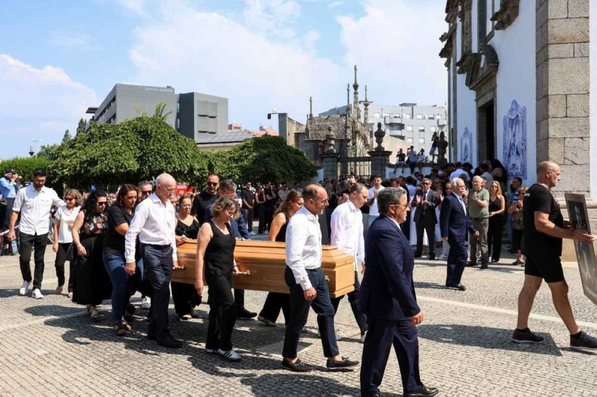 طبيب جوتا يكشف تفاصيل الساعات الأخيرة قبل الحادث المأساوي