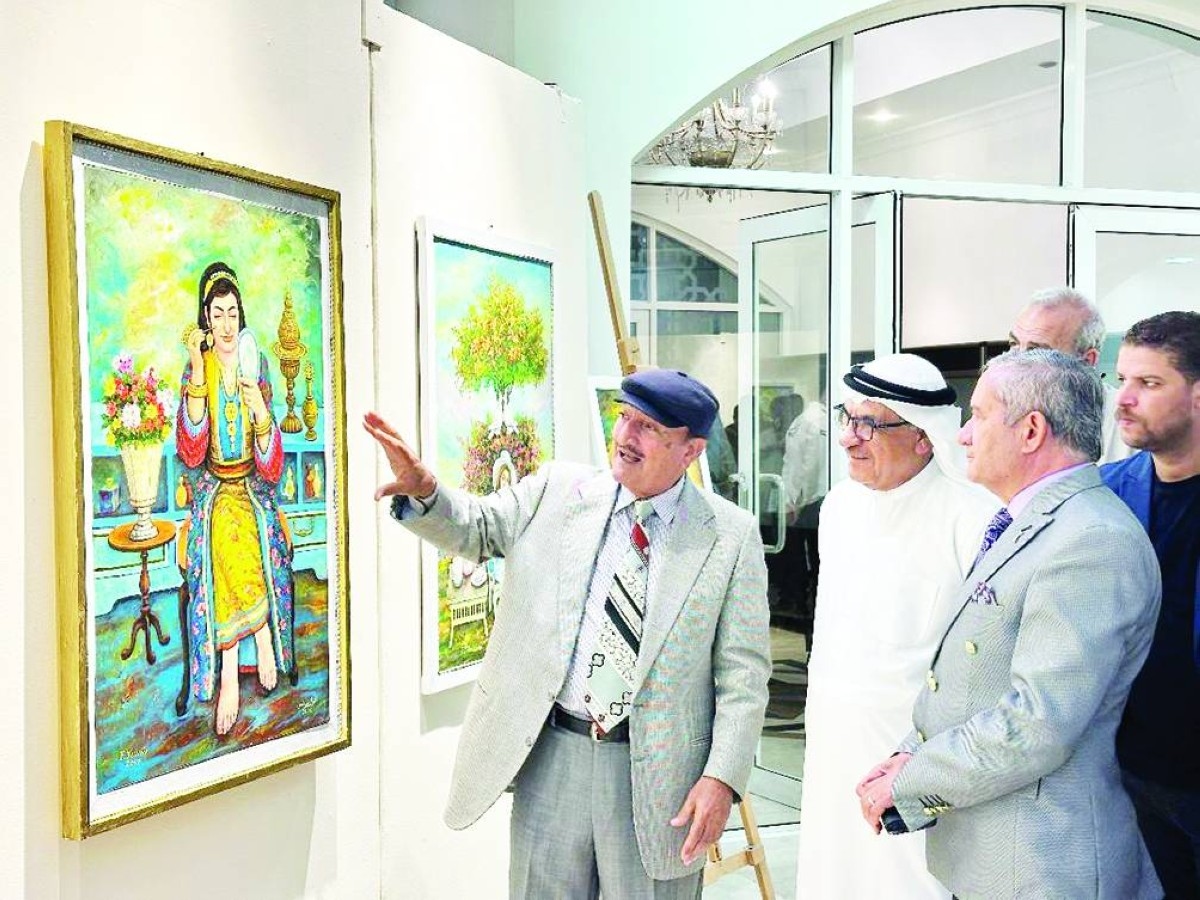 النادي الثقافي العربي يحتضن فعاليات معرض «إضاءات»