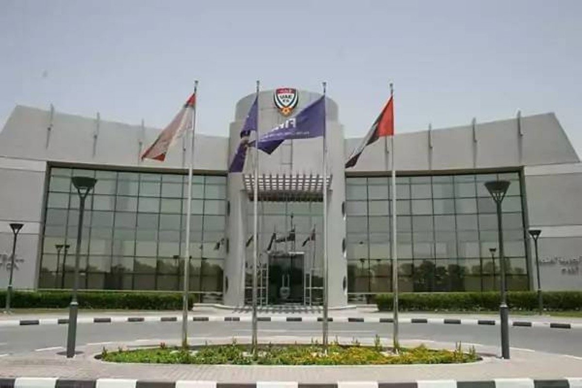 85 دارساً في دورة «قضاة الملاعب» المستجدين
