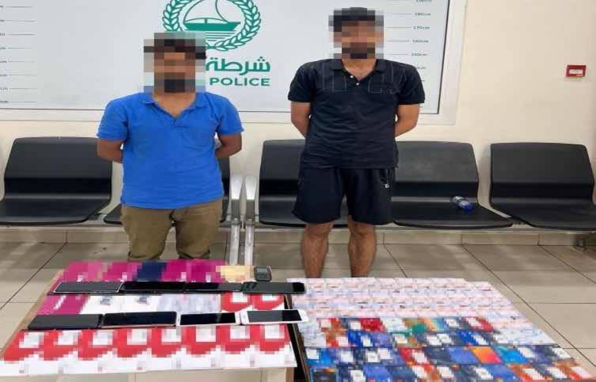 شرطة دبي تُلقي القبض على مُحتالين استغلا حسابات بنكية