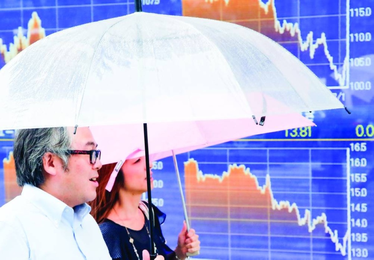 أسهم أوروبا تسجل أكبر مكاسب أسبوعية في 3 أشهر