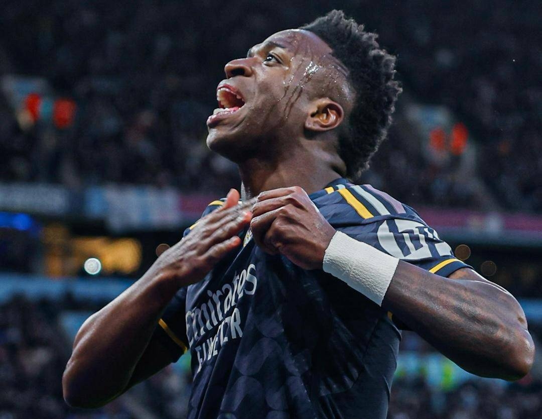 15 دقيقة تغير تفكير فينيسيوس في العرض السعودي .. مليار يورو وسفيرا لكأس العالم