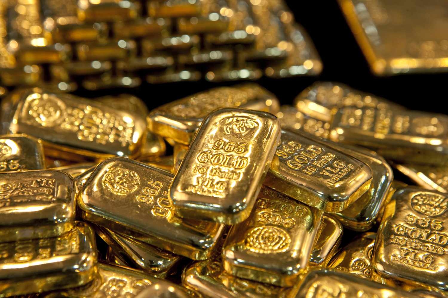 "ماكواري": سعر الذهب قد يصل إلى 3500 دولار للأونصة في هذا الموعد