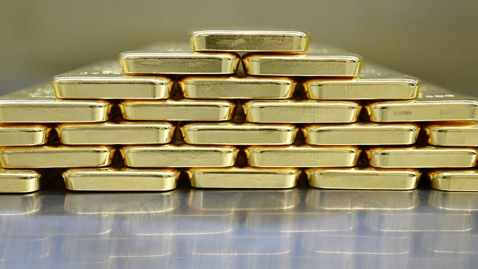 الذهب يقفز بأكثر من 1% بعد قرار أمريكا زيادة الرسوم على الصين