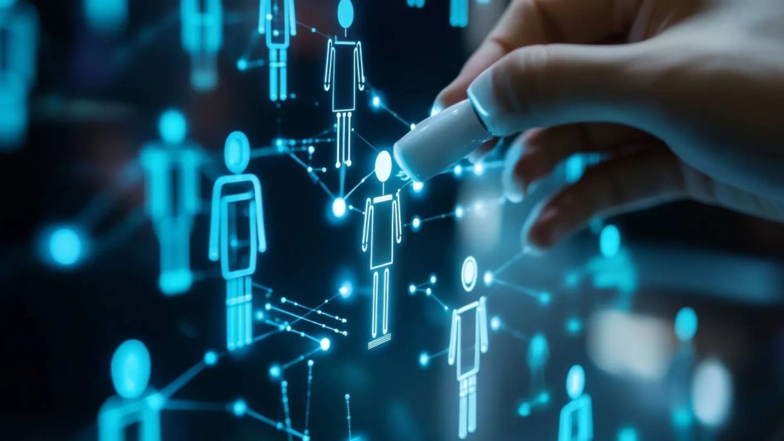 حجم الاستثمارات عبر المنصات الذكية قد يتجاوز 20 تريليون دولار في 2025