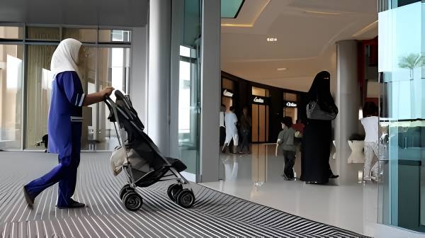 «الموارد البشرية» تطلق مهلة لتصحيح أوضاع «العمالة المنزلية» المتغيبة عن العمل