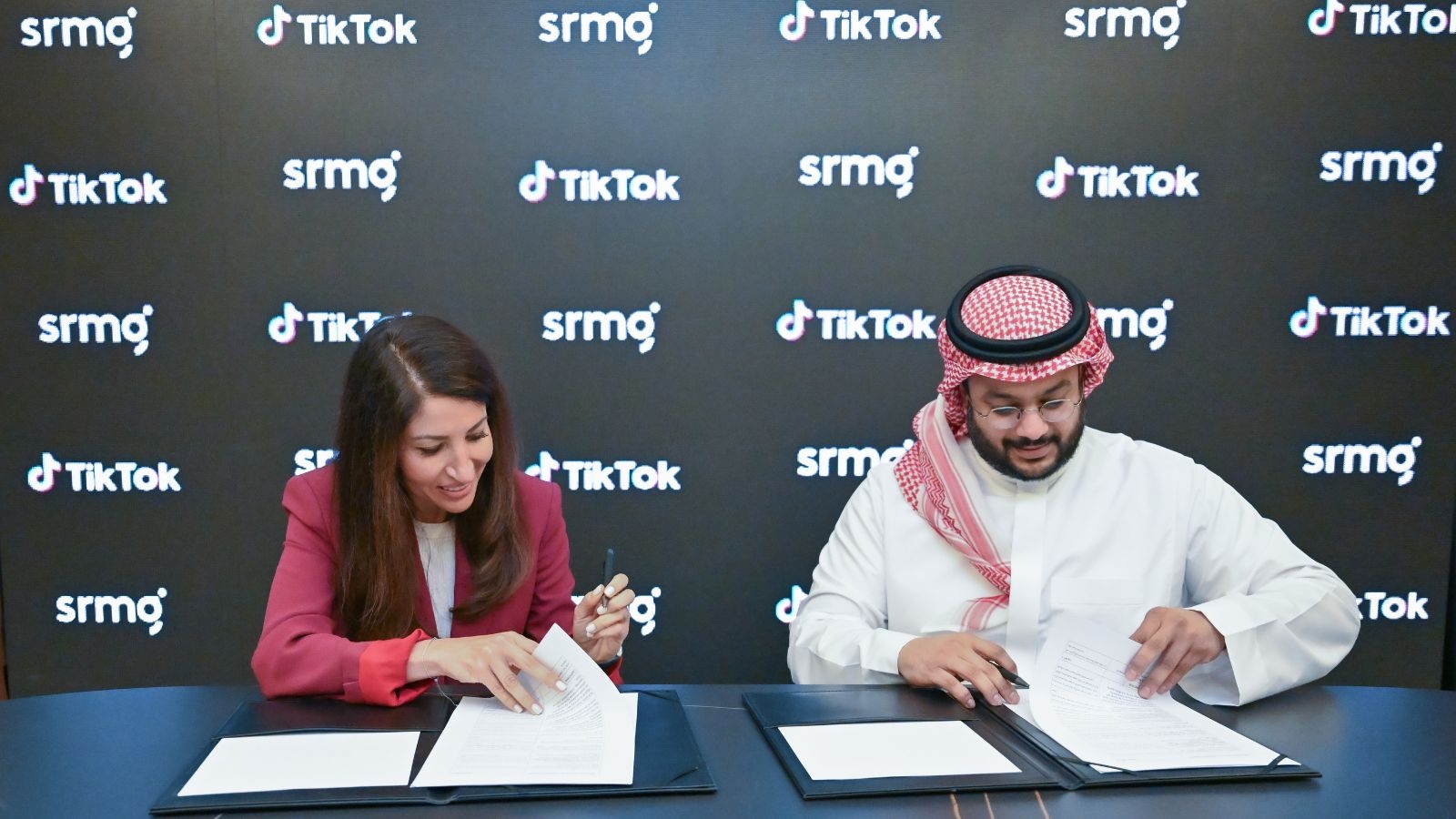المجموعة السعودية للأبحاث والإعلام "SRMG" توقع شراكة إستراتيجية مع "تيك توك"