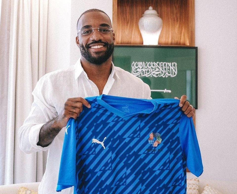 نيوم يعزز هجومه بلاكازيت في صفقة انتقال حر .. قيمته السوقية 6 ملايين يورو