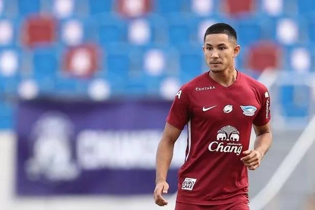 لاعب تايلاندي أغنى من رونالدو .. ثروته 20 مليار دولار