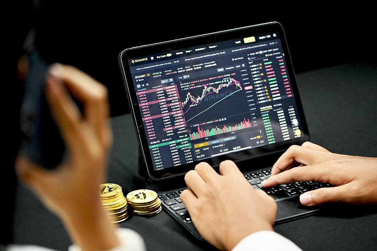 2.17 مليار دولار إجمالي قيمة العملات المشفرة المسروقة في 2025