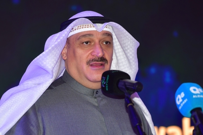 وزير الصحة: حريصون على مواكبة أحدث التطورات لعلاج مرضى السرطان