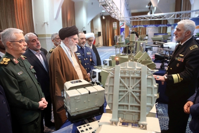 إيران تقيّم استعداداتها لمواجهة ضربة ضد «النووي»