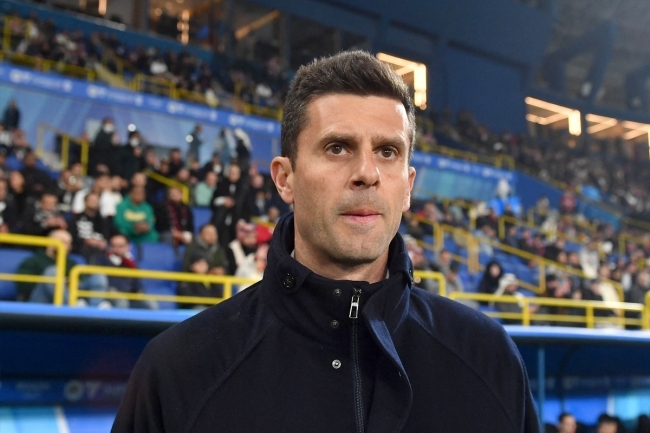 لاعب واحد يودع موتا