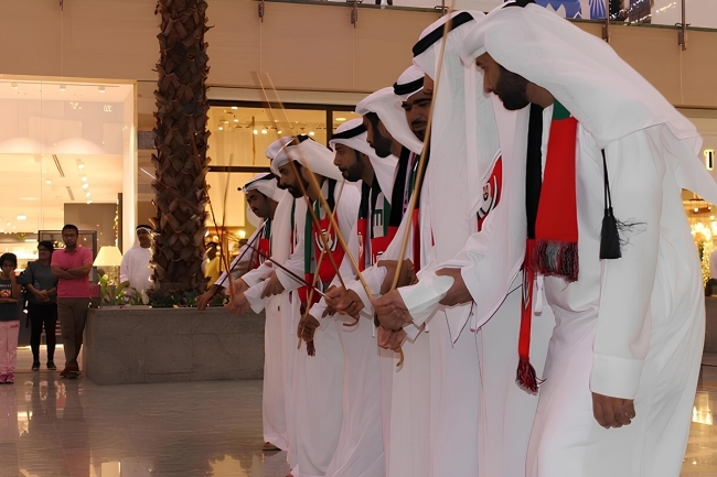 دبي تتألق بفعاليات استثنائية احتفالاً بعيد الفطر السعيد