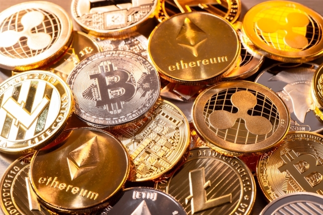 3 عملات رقمية قد تكون الرهان الرابح عند انهيار السوق