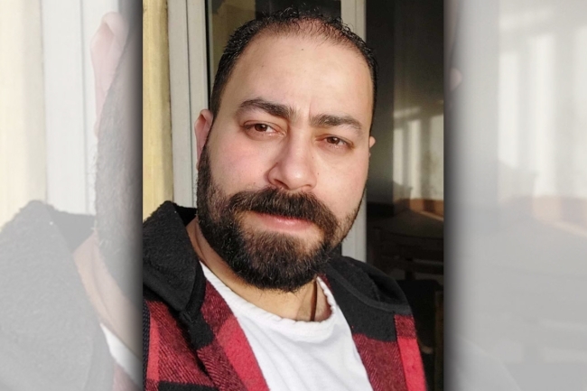 أحمد الشيخ يتفحص «الناس اللي جوه» بالعامية المصرية