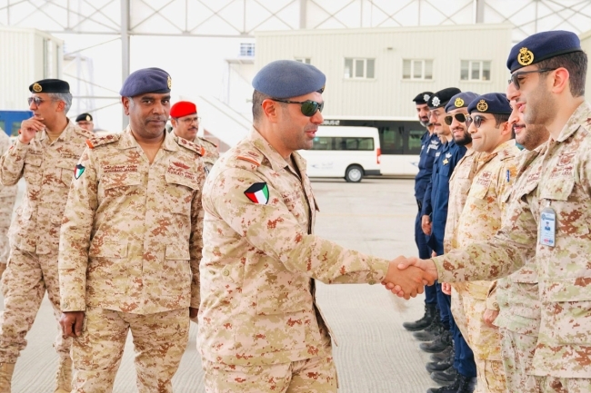 نائب رئيس الأركان يتفقد موقع التمرين المشترك «الجابرية»