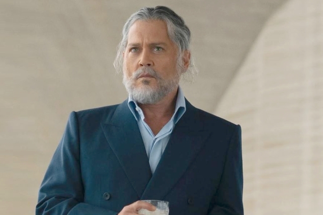 جوني ديب يعود للسينما بفيلم Day Drinker