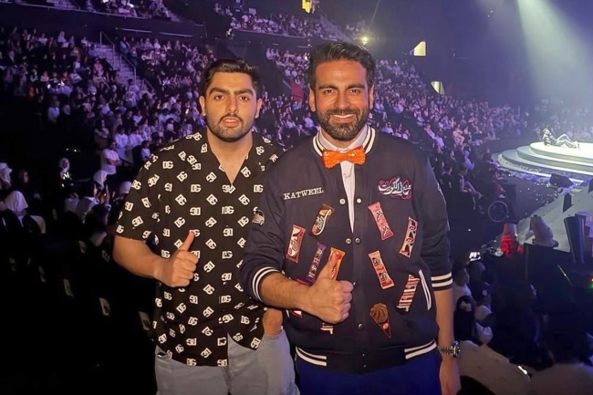 شملان النصار يحتفل بنجاح «مدرسة النخبة»