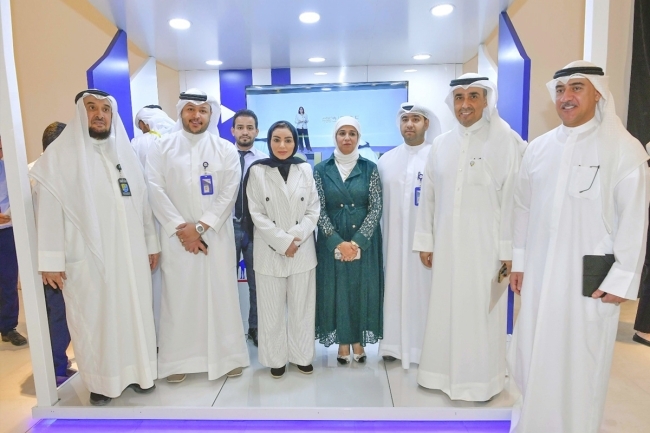 الوطني يكثف مشاركته في المعارض الوظيفية لاستقطاب الكفاءات الوطنية