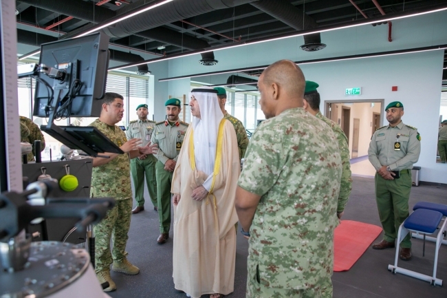 رئيس الحرس الوطني يفتتح مركز العلاج الطبيعي بمعسكر التحرير