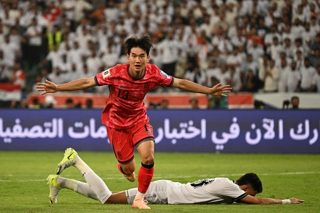 كوريا الجنوبية تهزم العراق بثنائية وتبلغ كأس العالم 2026