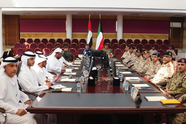 «العامة للتسليح» تبحث ووفد إماراتي سبل تعزيز التعاون