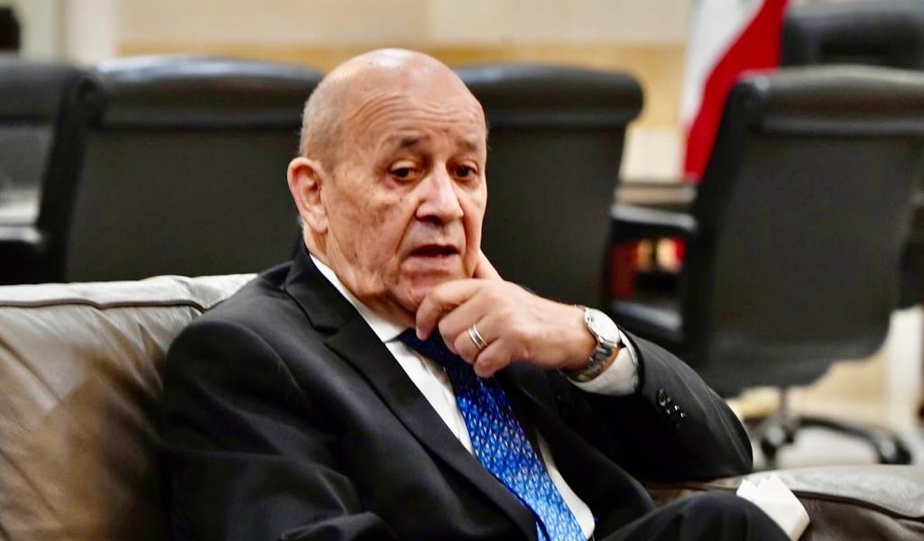 لودريان لم يذكر موضوع نزع السلاح بل…