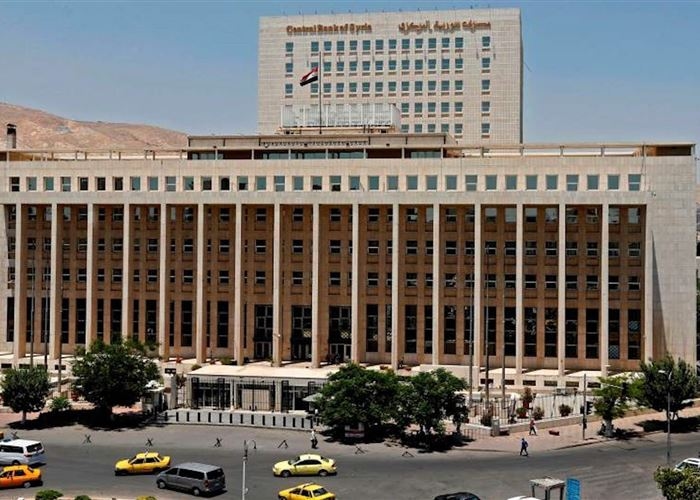 حاكم مصرف سوريا المركزيّ: المعاملة التجارية الأولى كانت من بنك سوريّ إلى بنك إيطاليّ والباب مفتوح أمام المزيد