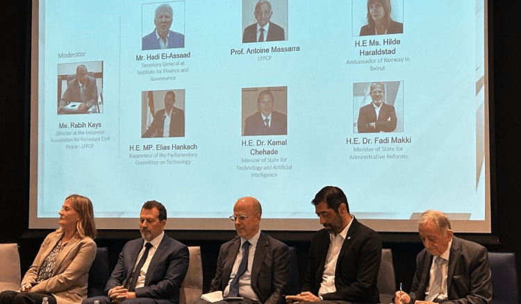 مكي شارك في طاولة مستديرة عن 'التحول الرقمي والمكننة في الإدارات العامة' في ESA وأشاد بمنصة آلية التعيينات