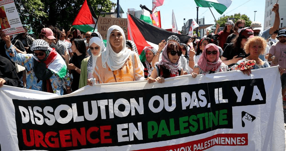 الآلاف يتظاهرون في باريس من أجل إنهاء 'الإبادة الجماعية في فلسطين'