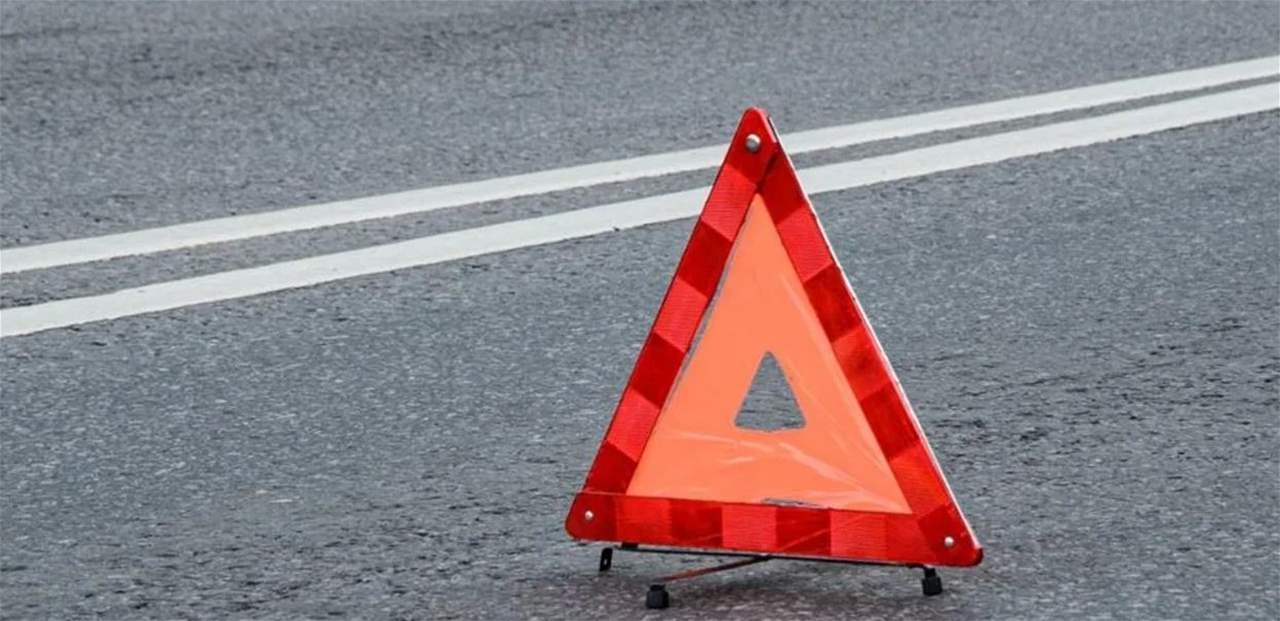 جريح نتيجة تصادم بين مركبتين على اوتوستراد جونية مقابل الكازينو باتجاه طبرجا وحركة المرور كثيفة في المحلة