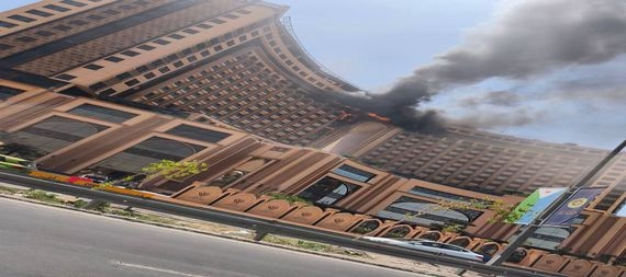 بعد الحريق الضخم بفندق 'قلب العالم' في بغداد …الإدارة: لا اصابات والأضرار مادية