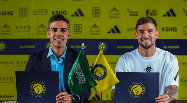 النصر السعودي يتعاقد مع مارتينيز مدافع برشلونة