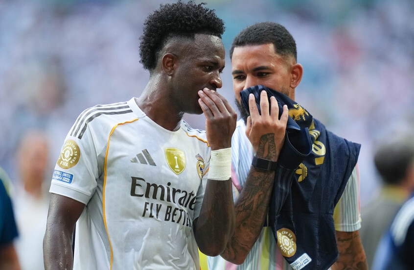 شرط تعجيزي وعرض سعودي يعطل مفاوضات تجديد ارتباط فينيسيوس مع ريال مدريد