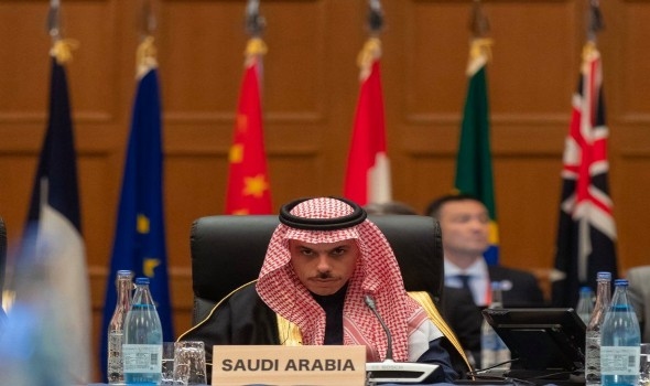 وزير الخارجية السعودي المملكة تؤمن بأن"حل الدولتين" مفتاح لاستقرار المنطقة